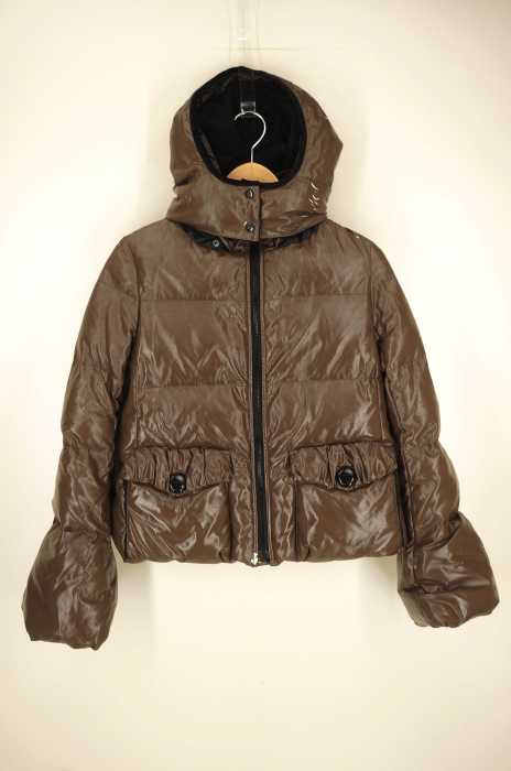 BURBERRY BLUE LABEL(バーバリーブルーレーベル) フード付き ナイロンダウンジャケット レディース アウター