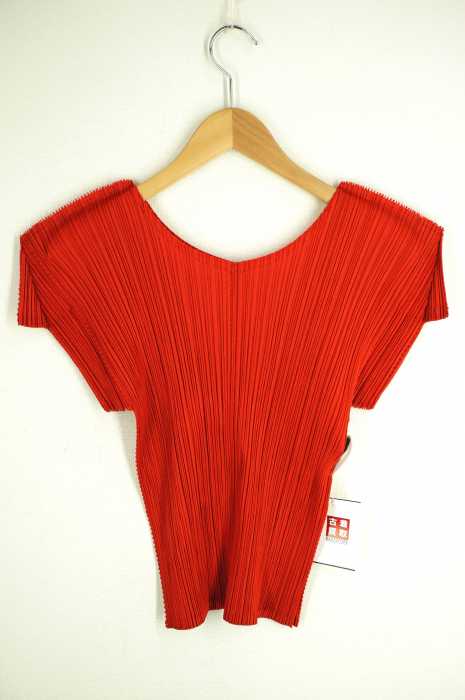 PLEATS PLEASE ISSEY MIYAKE（プリーツプリーズイッセイミヤケ） レディース トップス