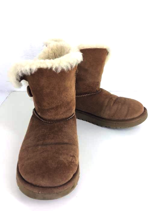 UGG（アグ） Sheepskin Button Boots レディース シューズ