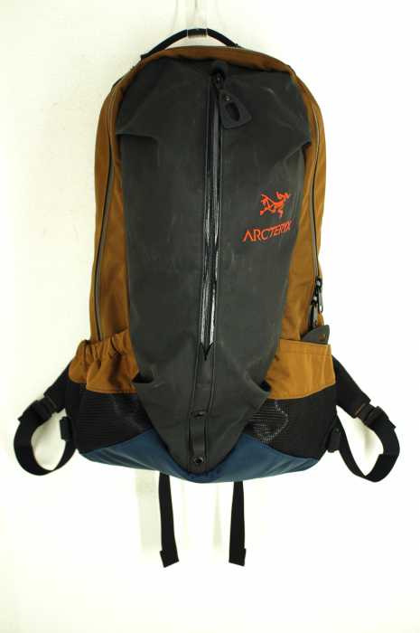 ARC'TERYX × BEAMS （アークテリクスビームス） 別注 Arro 22 18AW メンズ バッグ
