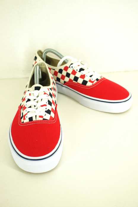 VANS（バンズ ） CHECKER FLAG　AUTHENTIC　チェッカー　オーセンティック メンズ シューズ