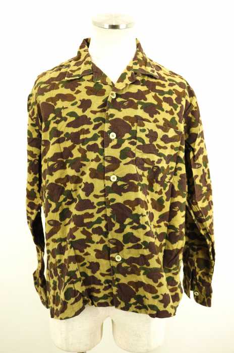 A BATHING APE （アベイシングエイプ） 迷彩柄オープンカラーシャツ メンズ トップス
