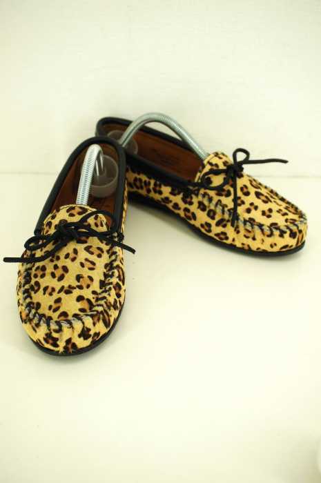 Minnetonka （ミネトンカ） レオパード柄モカシンシューズ レディース シューズ