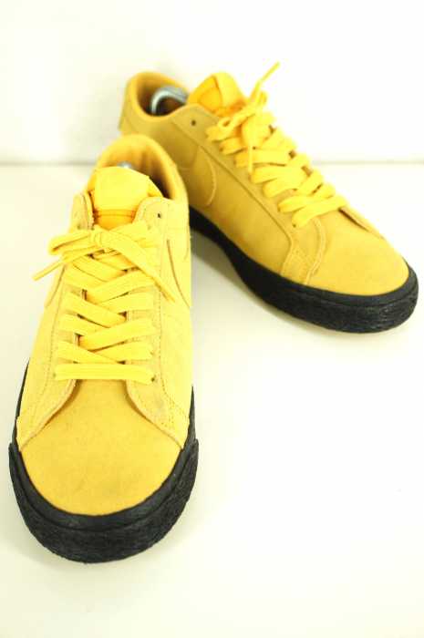 NIKE （ナイキ） SB ZOOM BLAZER LOW メンズ シューズ