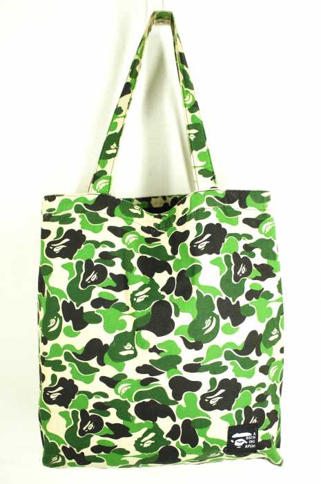 A BATHING APE （アベイシングエイプ） APE CAMO エイプカモ　 メンズ バッグ