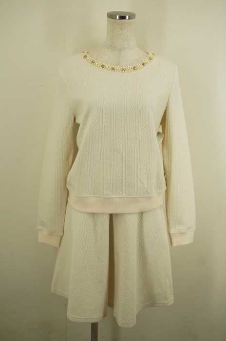 tocco closet （トッコクローゼット） パールビジュー付きキルティング  