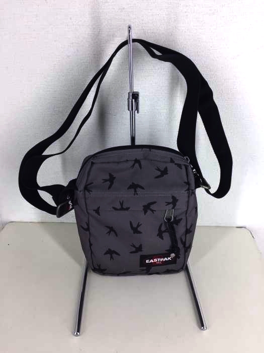EASTPAK（イーストパック） 総柄 ショルダーバッグ サコッシュ メンズ バッグ