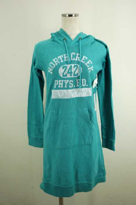 Champion （チャンピオン） REVERSE WEAVE　フードスウェットワンピース レディース ワンピース