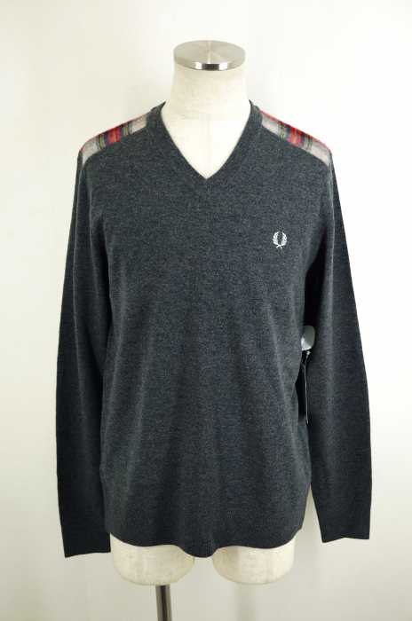 FRED PERRY （フレッドペリー） 刺繡入りウールニットトップス メンズ トップス