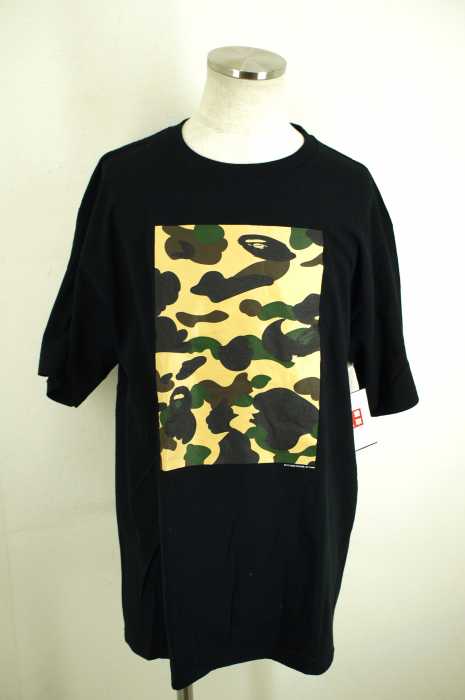A BATHING APE （アベイシングエイプ） カモ柄プリントTシャツ メンズ トップス