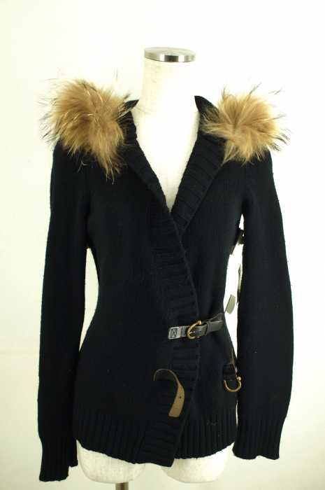 BURBERRY BLUE LABEL （バーバリーブルーレーベル） カウレザー使いラビットファー付きニットカーディガン レディース トップス