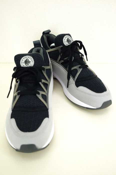 NIKE （ナイキ） AIR HUARACHE LIGHT スニーカー メンズ シューズ