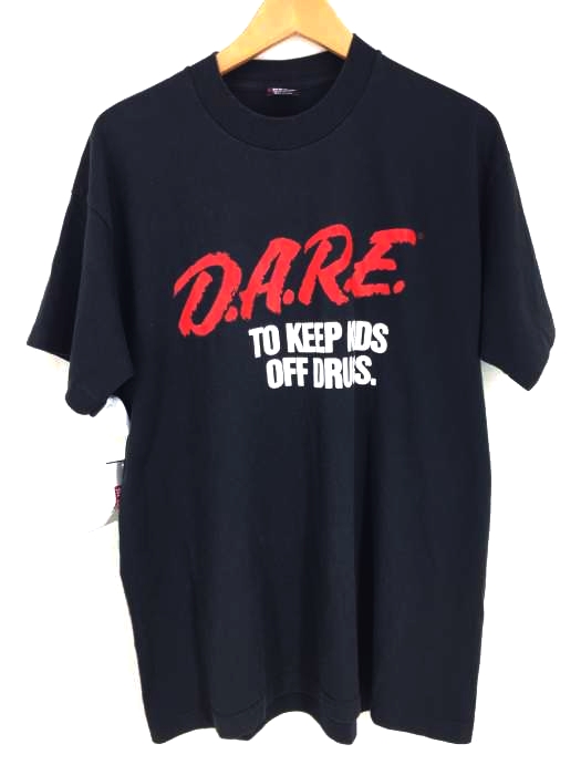 FRUIT OF THE LOOM（フルーツオブザルーム） D.A.R.E プリントクルーネックTシャツ メンズ トップス