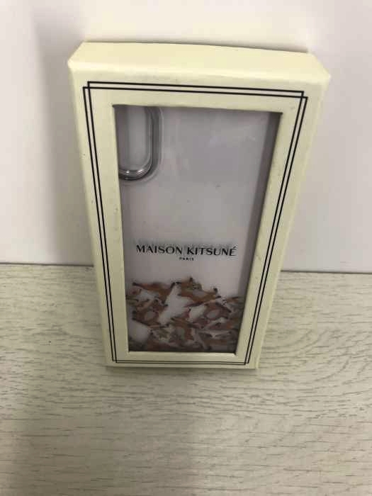 MAISON KITSUNE（メゾンキツネ） リキッドアクア ヨガフォックス IPhone X スマホケース レディース ファッション雑貨