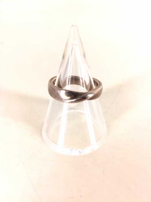 4℃（ヨンドシー） SILVER925 ねじれデザイン レディース アクセサリー