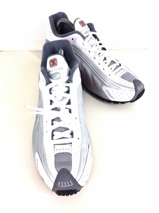 NIKE （ナイキ） NIKE SHOX R4 メンズ シューズ