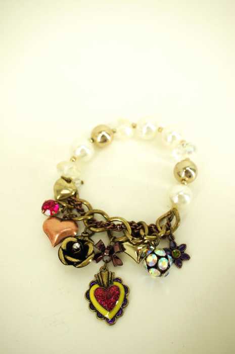 R068/BETSEY JOHNSON/超希少コレクション/チャームブレスレット R068/BETSEY JOHNSON/超希少コレクション/チャームブレスレット