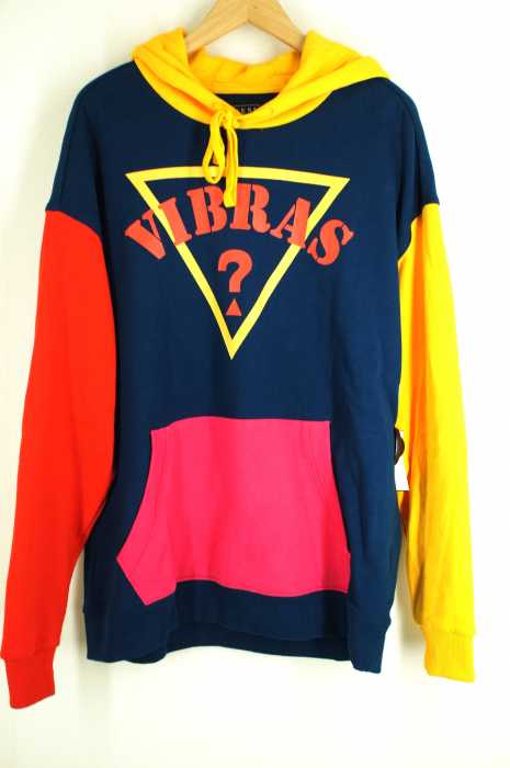 GUESS × J. Balvin（ゲス ジェイバルヴィン） COLOR-BLOCK LOGO HOODIE メンズ トップス