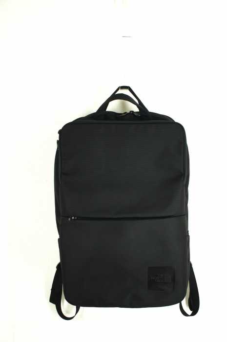 THE NORTH FACE (ザノースフェイス) シャトル デイパック スリム メンズ バッグ