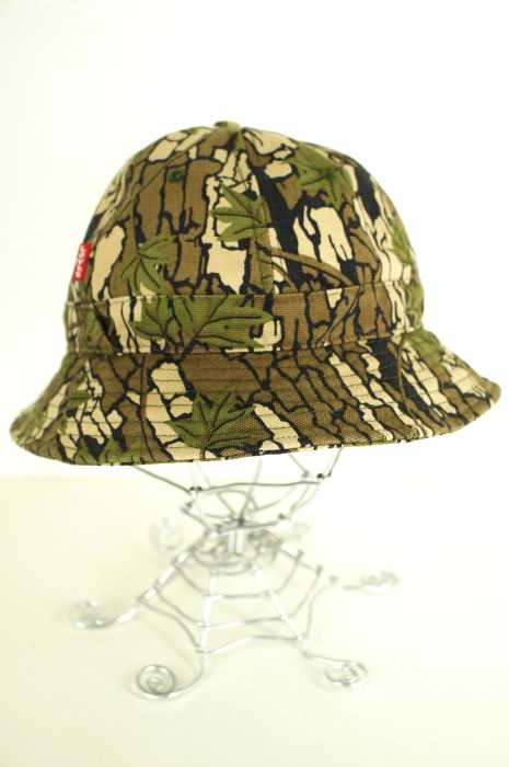 Supreme × Levi's（） Camouflage Canvas Bell Hat メンズ 帽子