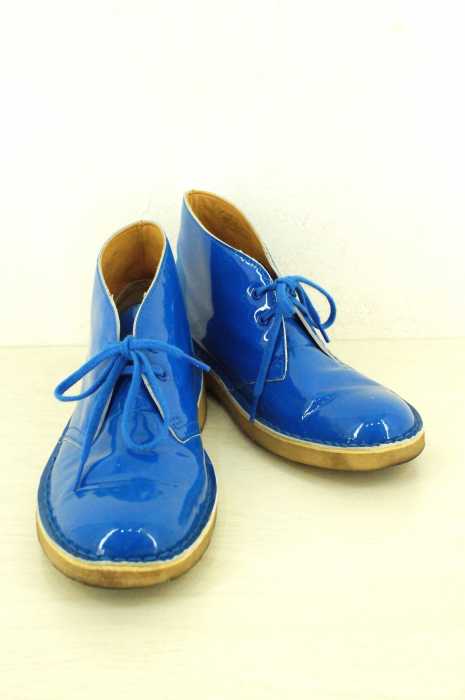 Clarks （クラークス） パテントデザートブーツ　エナメル レディース シューズ