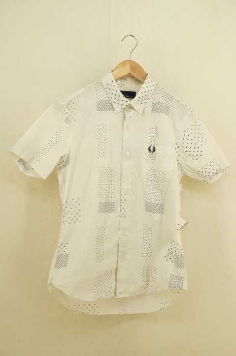 FRED PERRY （フレッドペリー） クレイジーパターン　ドット柄コットンボタンダウンシャツ メンズ トップス