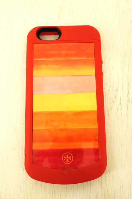 TORY BURCH （トリーバーチ） RECHARGEABLE EXTERNAL BATTERY CASE iphone バッテリーケース　 レディース ファッション雑貨
