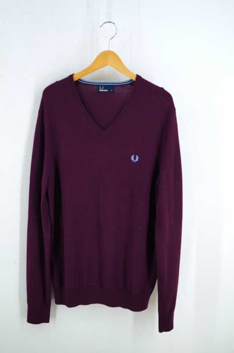 FRED PERRY （フレッドペリー） 胸刺繍Vネックニットセーター メンズ トップス