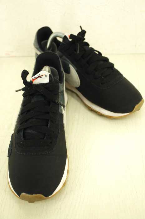NIKE (ナイキ) W PRE MONTREAL RACR レディース シューズ