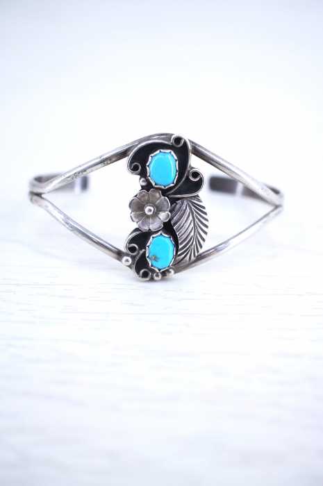 NAVAJO（ナバホ） H.Spencer作 ターコイズ装飾シルバーバングル メンズ アクセサリー