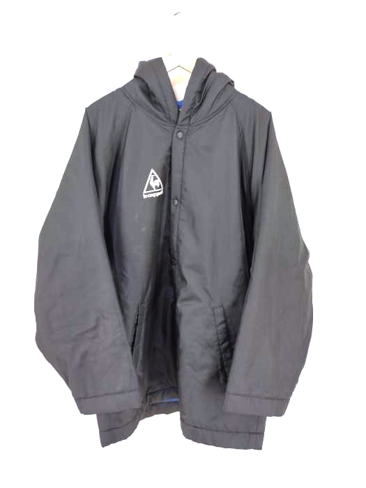 le coq sportif（ルコック スポルティフ） バックプリント ショートベンチコート メンズ アウター
