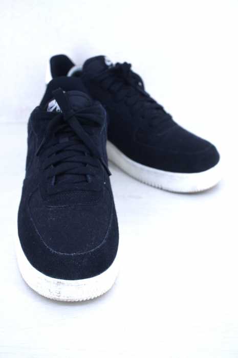 NIKE （ナイキ） AIR FORCE 1 07 SUEDE メンズ シューズ