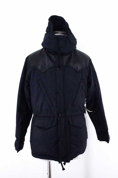 Rocky Mountain FeatherBed×BEAMS （ロッキーマウンテンフェザーベッド×ビームス） 別注ダウンパーカ メンズ アウター