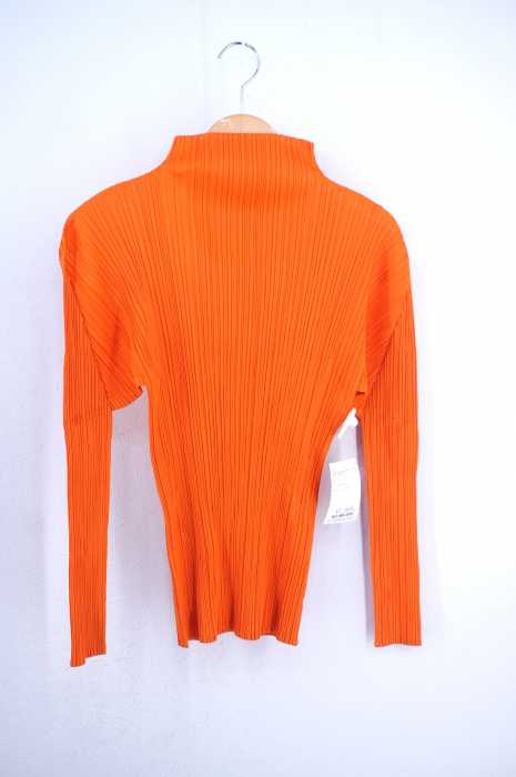 PLEATS PLEASE ISSEY MIYAKE（プリーツプリーズイッセイミヤケ） タートルネック プリーツカットソー レディース トップス