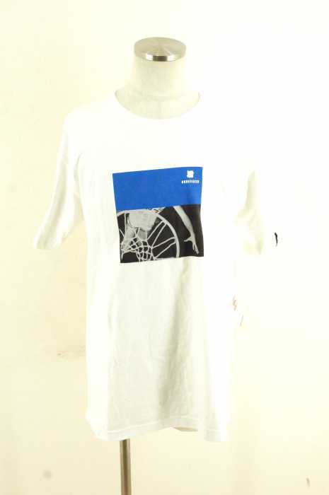 UNDEFEATED （アンディフィーテッド） プリントTシャツ メンズ トップス