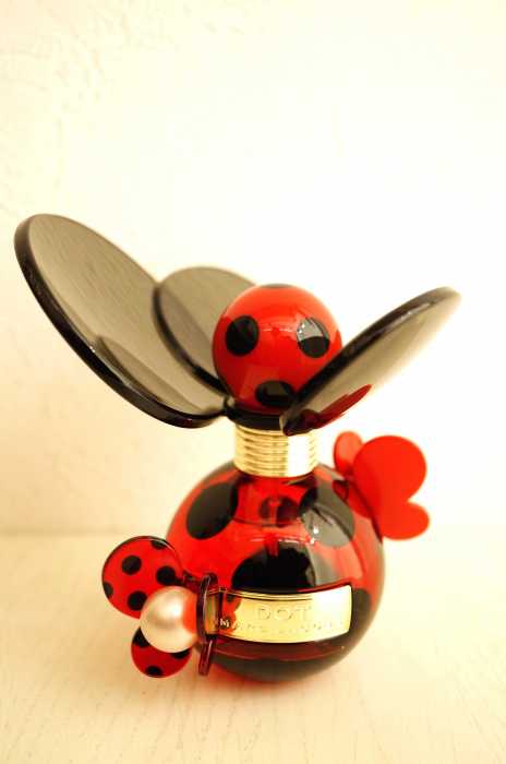 MARC JACOBS（マークジェイコブス） ドット マークジェイコブス オードパルファム 50ML レディース ファッション雑貨