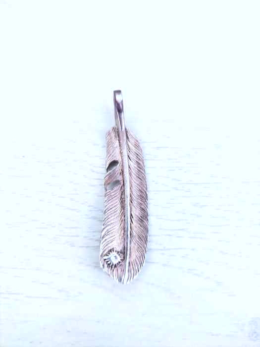 ARIZONA FREEDOM（アリゾナフリーダム） フェザーペンダントトップ 60mm メンズ アクセサリー
