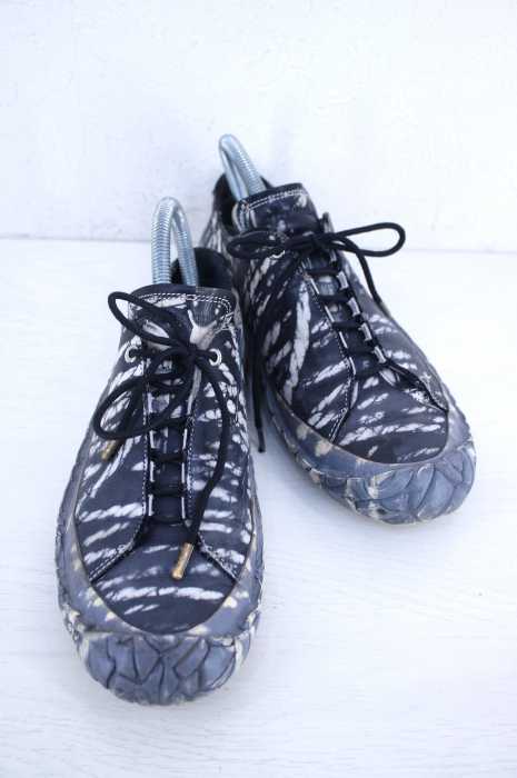 ISSEY MIYAKE MEN（イッセイミヤケメン） FLYFRONT VULCANIZE メンズ シューズ