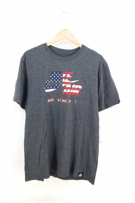 NIKE （ナイキ） AIR FORCE1 ロゴプリントTシャツ メンズ トップス