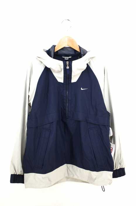 NIKE （ナイキ） プルオーバーナイロンジャケット メンズ アウター