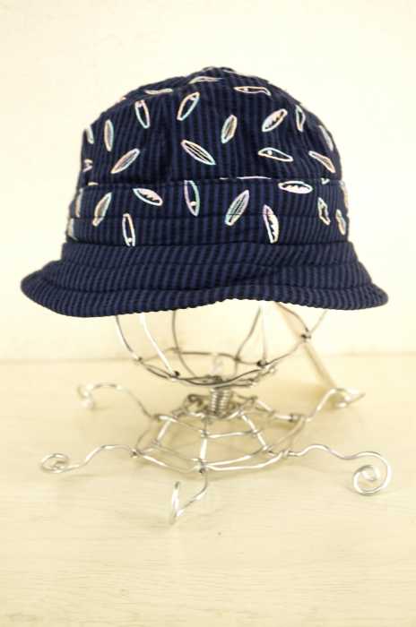 Julien David(ジュリアン デイヴィッド ) 3mm Stripe Surf Embroidered 変形ハット メンズ 帽子