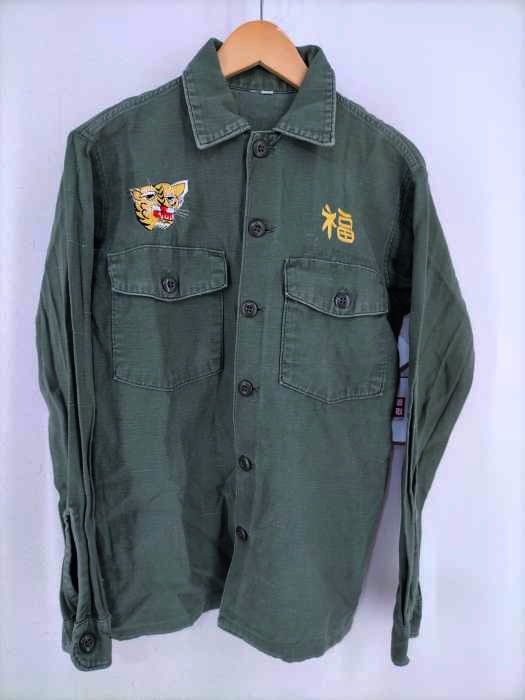 USED古着（ユーズドフルギ） 1970年会計 バック刺繍ユーティリティシャツ べトシャツ メンズ トップス
