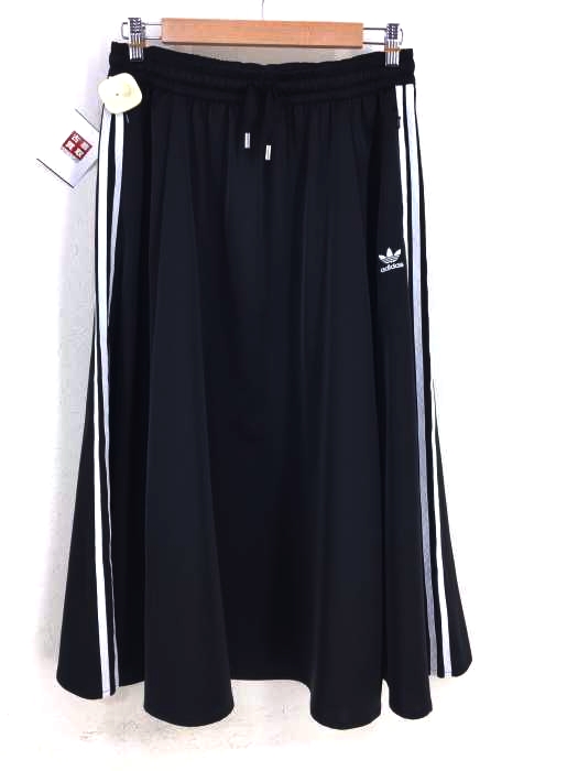 adidas Originals（アディダスオリジナルス） LONG SATIN SKIRT レディース スカート