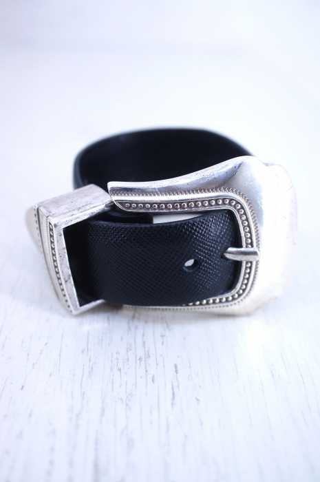 TOGA PULLA （トーガプルラ） レザーメタルバックルバングル レディース アクセサリー