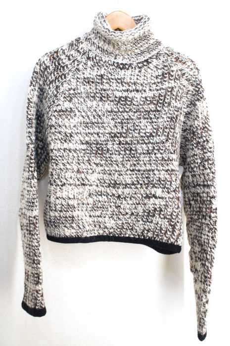CARVEN （カルヴェン） タートルネックケーブル編みローゲージニット レディース トップス