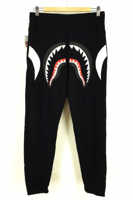A BATHING APE × BLACK SCALE （アベイシングエイプ ブラックスケール） 16SS シャークスウェットパンツ メンズ パンツ