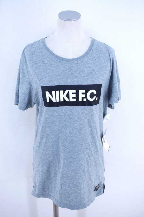 NIKE （ナイキ） F.C.ロゴプリントボックスTシャツ メンズ トップス