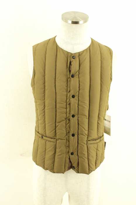 Rocky Mountain FeatherBed （ロッキーマウンテンフェザーベッド） SIX MONTH VEST CREW-NECK　ダウンベスト メンズ アウター