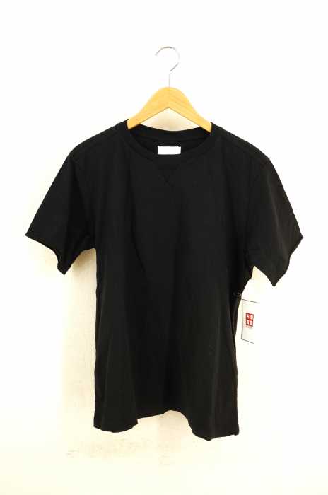TAKAHIRO MIYASHITA The SoloIst. （タカヒロミヤシタザソロイスト） 前V crew neck tee メンズ トップス