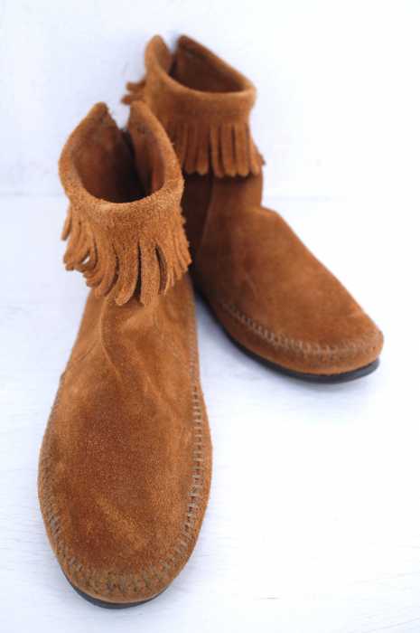 Minnetonka （ミネトンカ） ミドルカット フリンジモカシン レディース シューズ